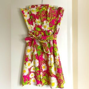 Lilly Pulitzer dress size 6.